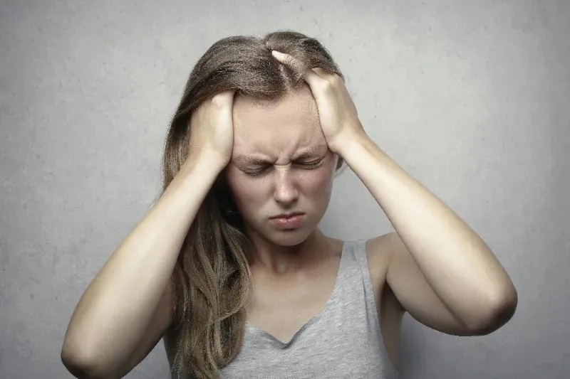 L'ostéopathie, une bonne solution pour soulager les maux de tête chroniques !